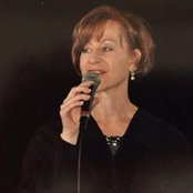 Elaine Walker's photo