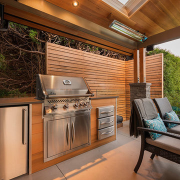 Westcoast Transitional Outdoor Living