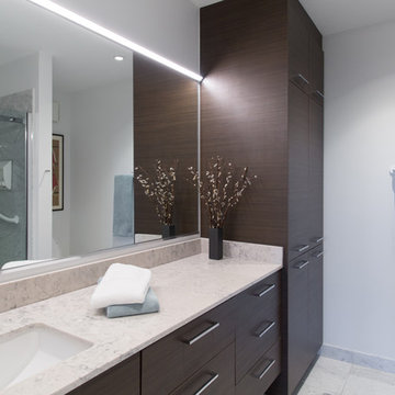 Contemporry Floating Bathroom Vanity and Linen Tower