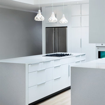 Ikea High Gloss White Kitchen by ModerNash of Nashville, TN