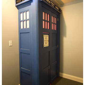 Doctor Who TARDIS Entry