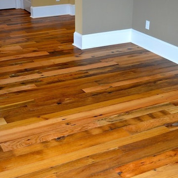 Antique Oak Light Hit Skip
