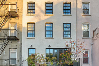 Elegant exterior home photo in New York
