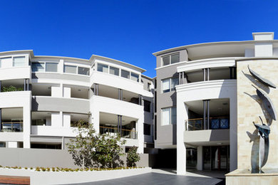This is an example of an expansive contemporary concrete exterior in Perth.