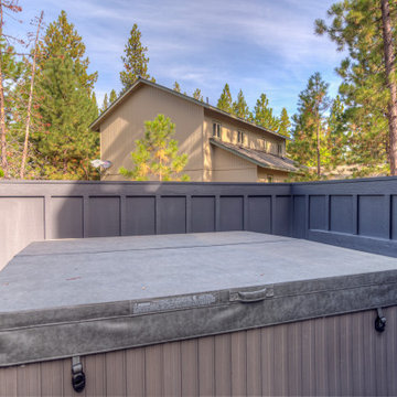 Hot tub with privacy, Sunriver, Oregon