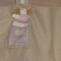 Bedding - Sofa Covers - Decorative Pillows - Curtains