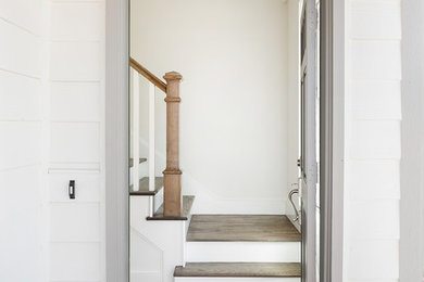 Entryway - country entryway idea in Dallas