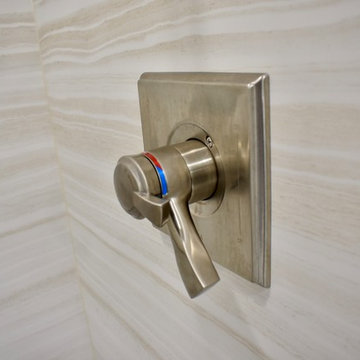 Master Bath - Vinecut Dune