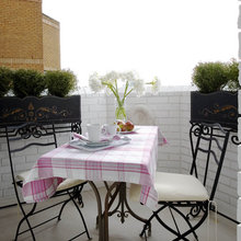 Deck/front porch/outside