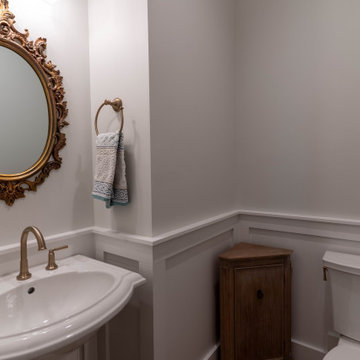 Cotswold Charm: Bathroom Edition