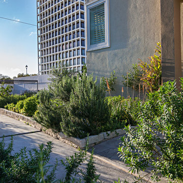 River Oaks || Residence