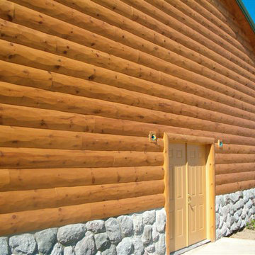 Half log siding with D trim