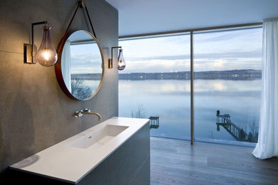 Modernes Badezimmer in München
