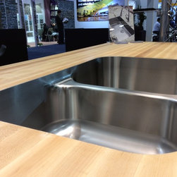 TOPZERO Covering's 2015 Show Orlando - Products