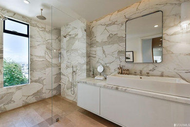Bathroom - bathroom idea in San Francisco