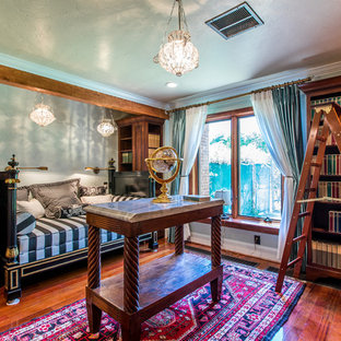 The Den, Traditional Home