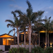 Houzz Tour: The Boat Shed That Turns Into a Lantern