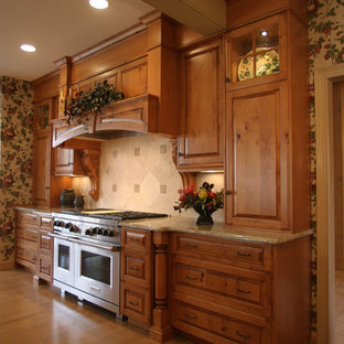 Knotty Alder Kitchen by Don Justice Cabinet Makers