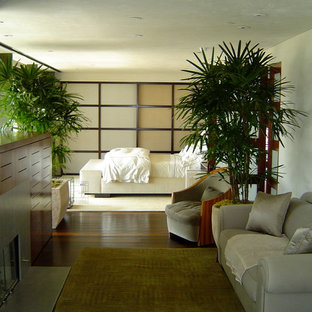 Esempio di una camera da letto etnica