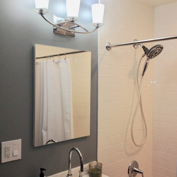 Lonnie’s Nest/Bath!