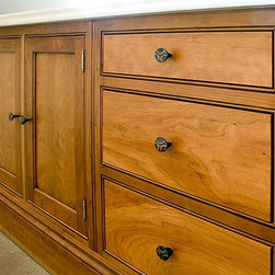 Schaub  Cabinet Hardware - Kitchen Cabinetry