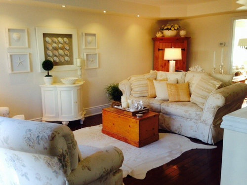 Match sofa fabric to chairs or not?