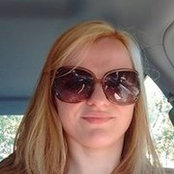 Chloe Zeller's photo
