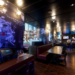 BLT Bar & Grill - Wall Decals