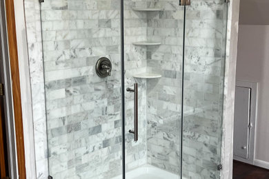 Bathroom - modern bathroom idea in Philadelphia