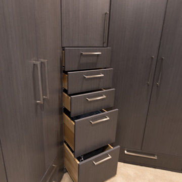 Contemporary Closet Design