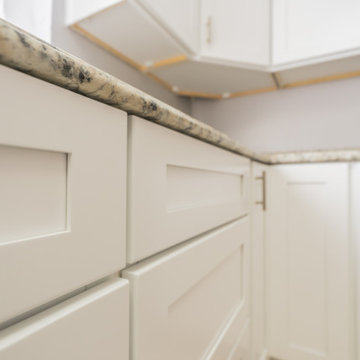 White Shaker Kitchen Cabinets