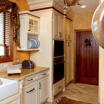 Door style: Cambridge | Species: Maple | Finish: Linen with Carmel glaze