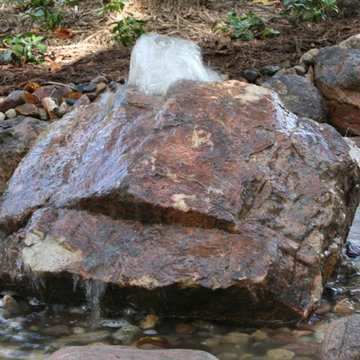 Fountainscapes: Bubbling Boulder, Spilling Urns, and Other Vignette Fountains