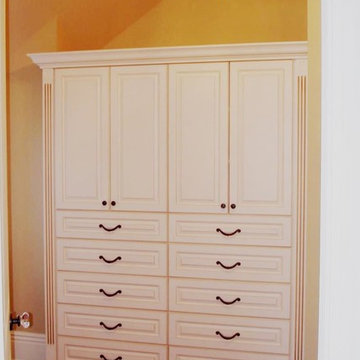 Regal Venetian Style Closet