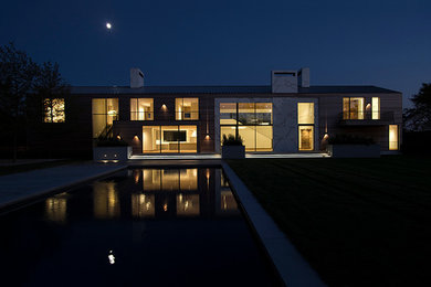 Example of a minimalist home design design in New York