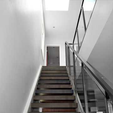 B-Line Medium 010 | staircase