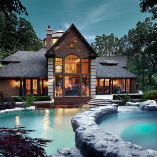 Inspiration för en vintage rund baddamm