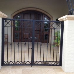 Courtyard & Pedestrain Gates - Home Fencing And Gates