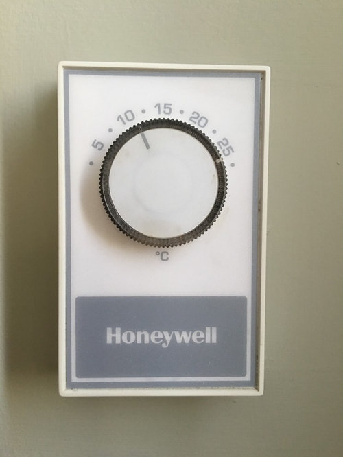 Heat only thermostat