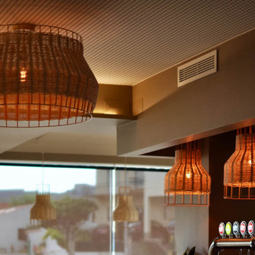 Rattan suspension lamp – restaurant