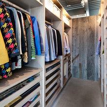 Walk In Closet