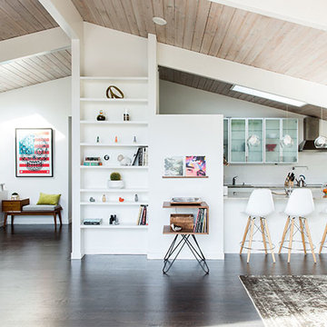 A Mid-century Connecticut Summer House Renovation
