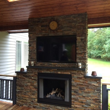 Fireplaces & Fire Pits