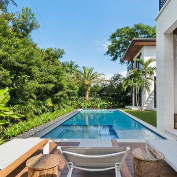 Contemporary Home - 11