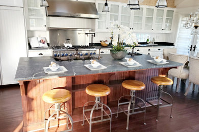 Kitchen - coastal kitchen idea in San Diego