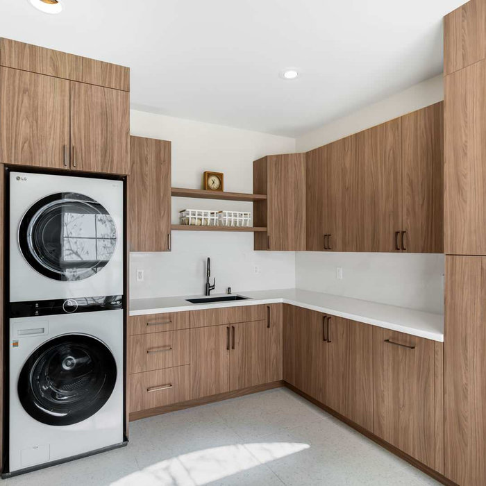 Inspiration for a modern laundry room (aka mud room)