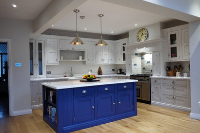 Inspiration for a traditional kitchen in Devon.