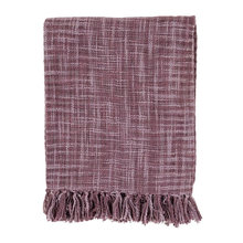 Pillows & throws