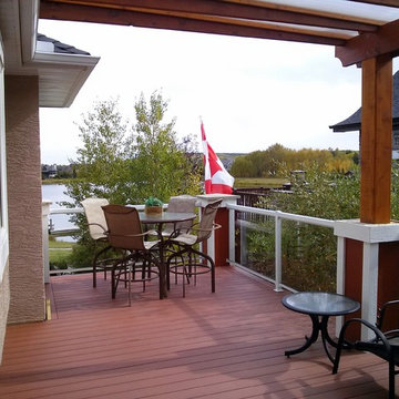 Traditional Outdoor Living