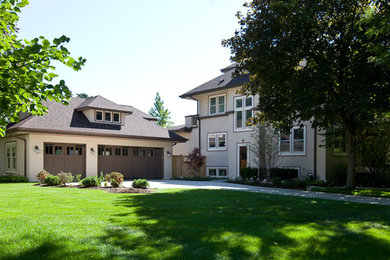 Elegant exterior home photo in Chicago